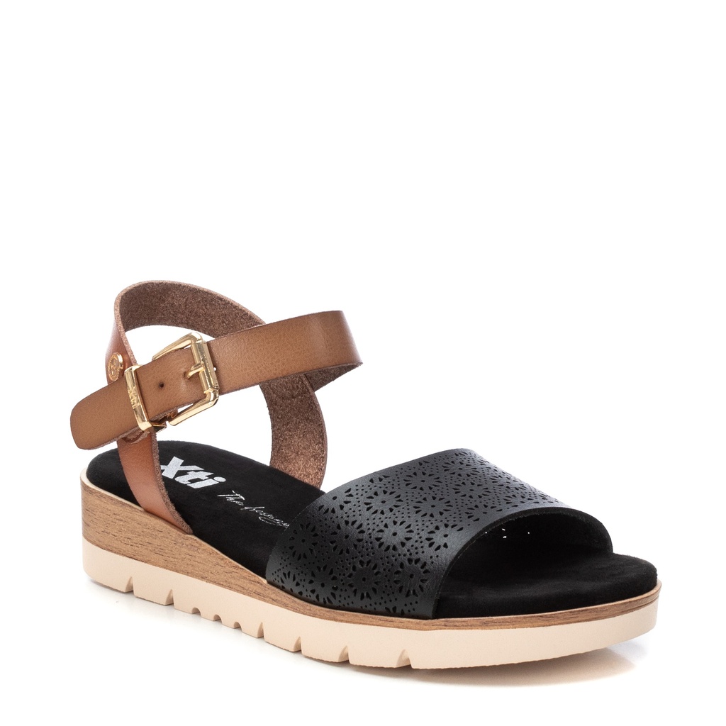 XTI / NEGRO / CAJA DE 8 PARES