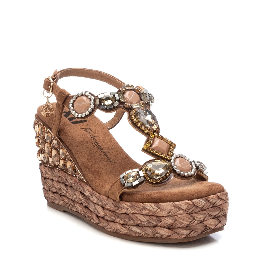 XTI / CAMEL / CAJA DE 8 PARES