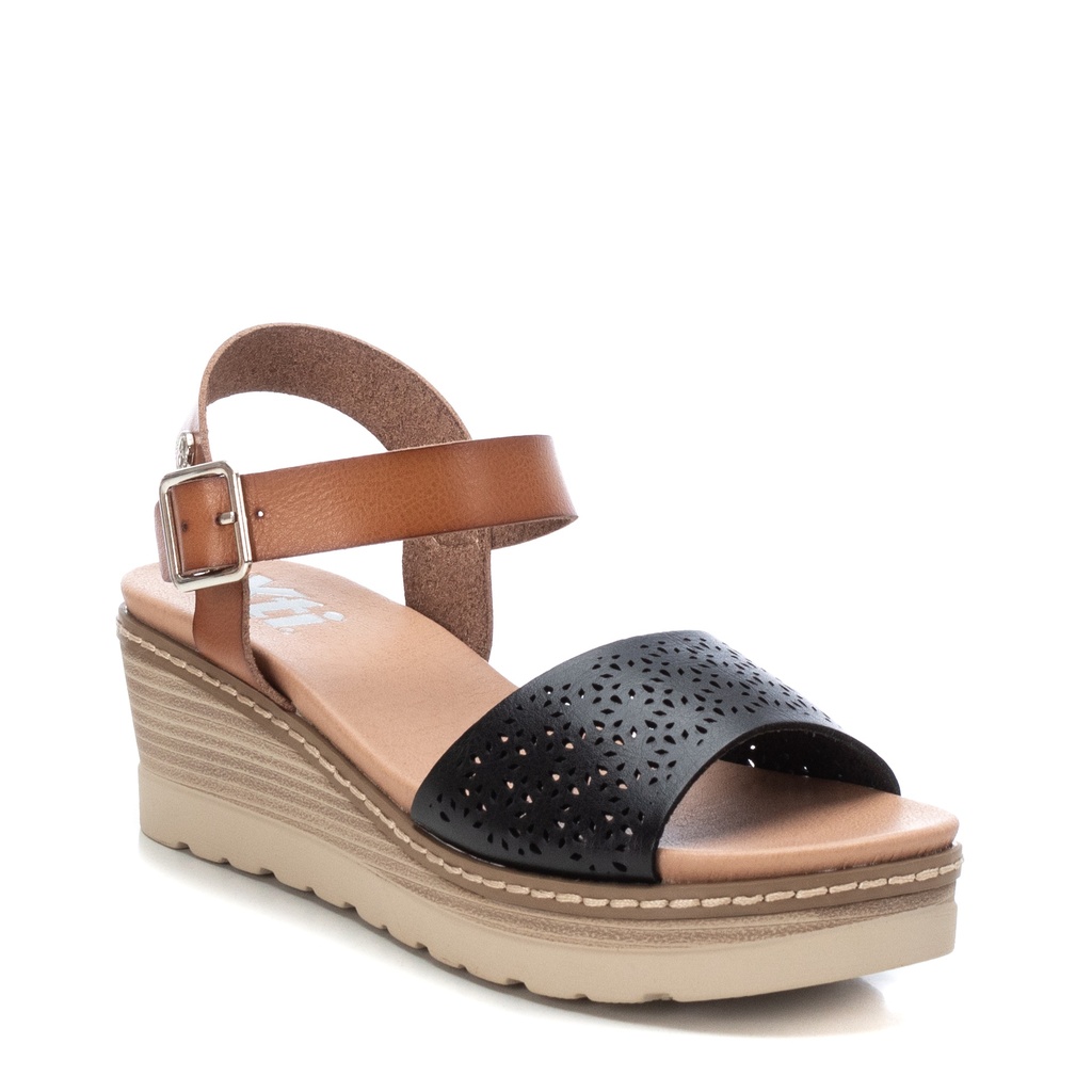 XTI / NEGRO / CAJA DE 8 PARES