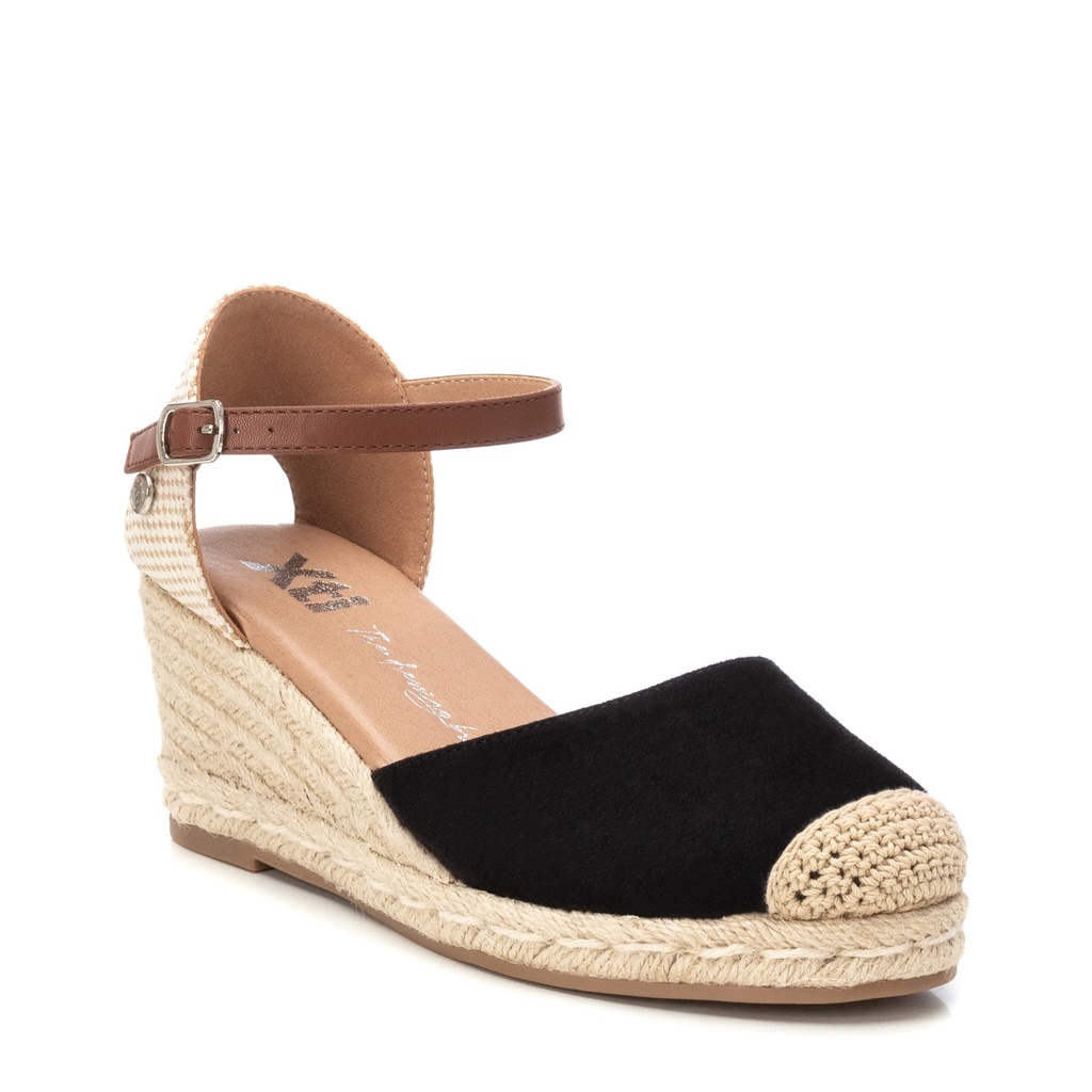 XTI / NEGRO / CAJA DE 8 PARES