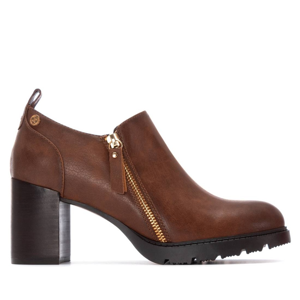 144301 / XTI / CAMEL / CAJA DE 8 PARES