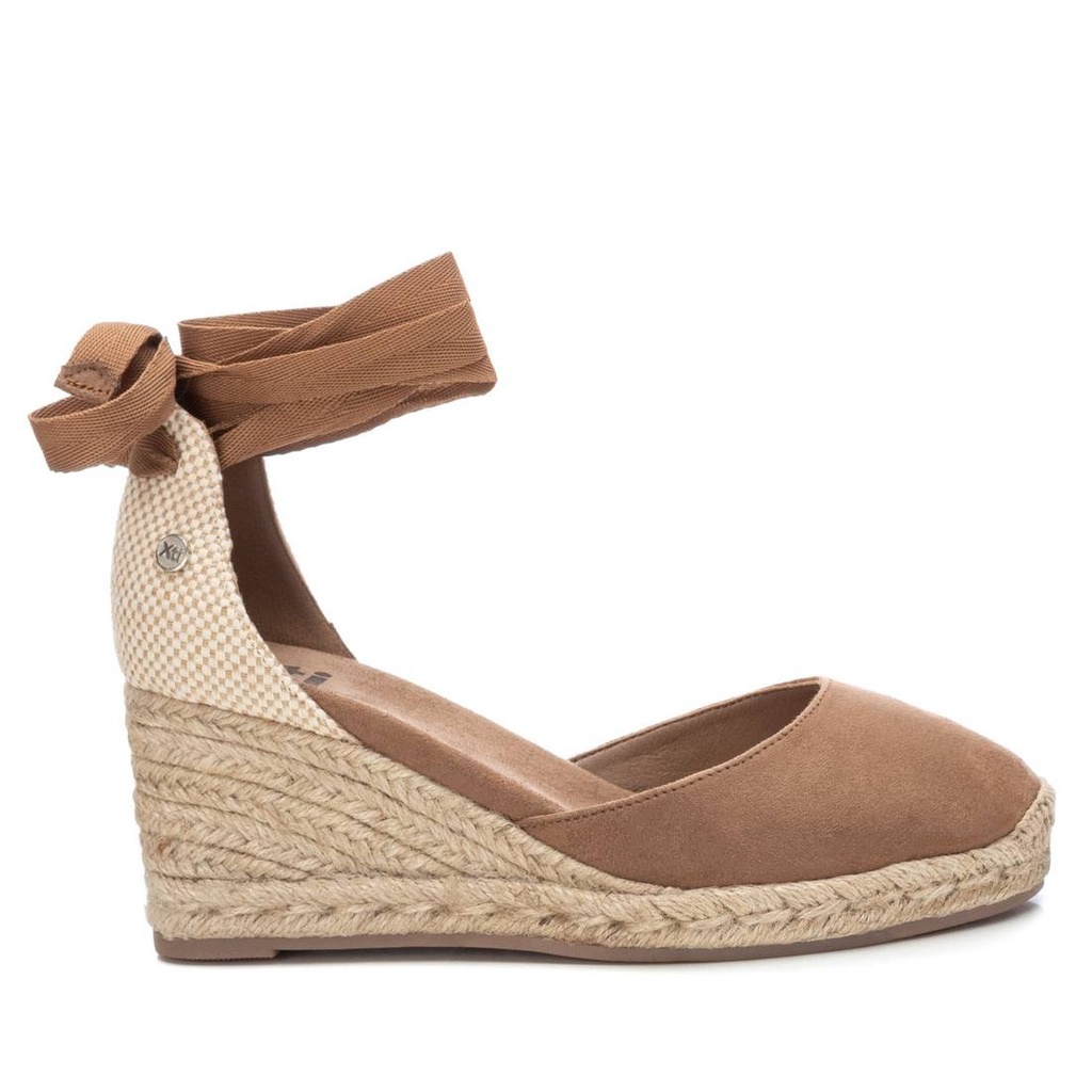 141094 / XTI / TAUPE / 8 PARES