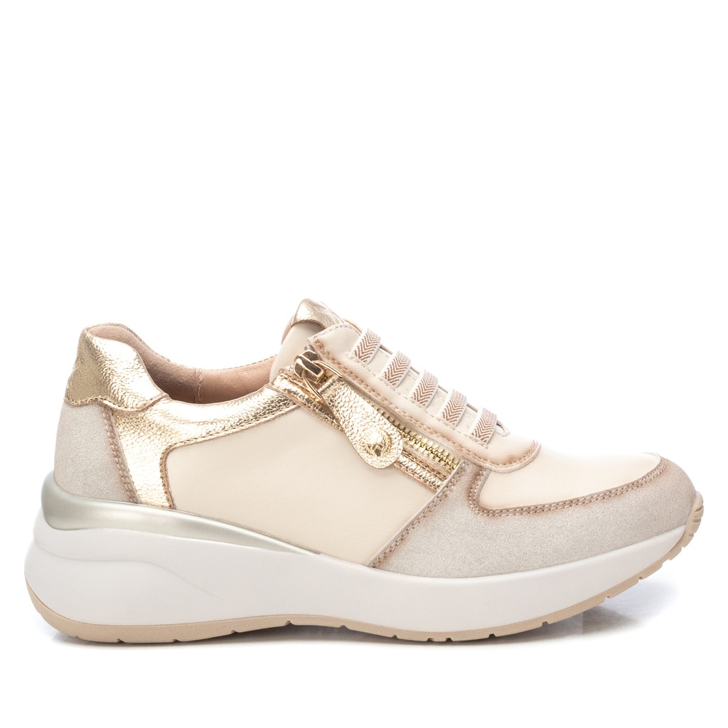 143358 / XTI / BEIGE /  CAJA DE 8 PARES