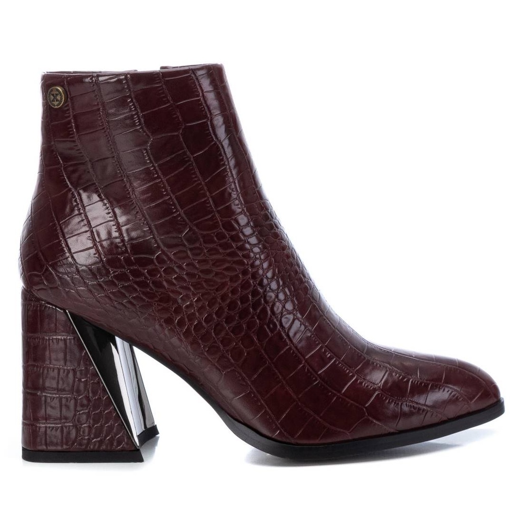 140411 / XTI / BURDEOS / 8 PARES