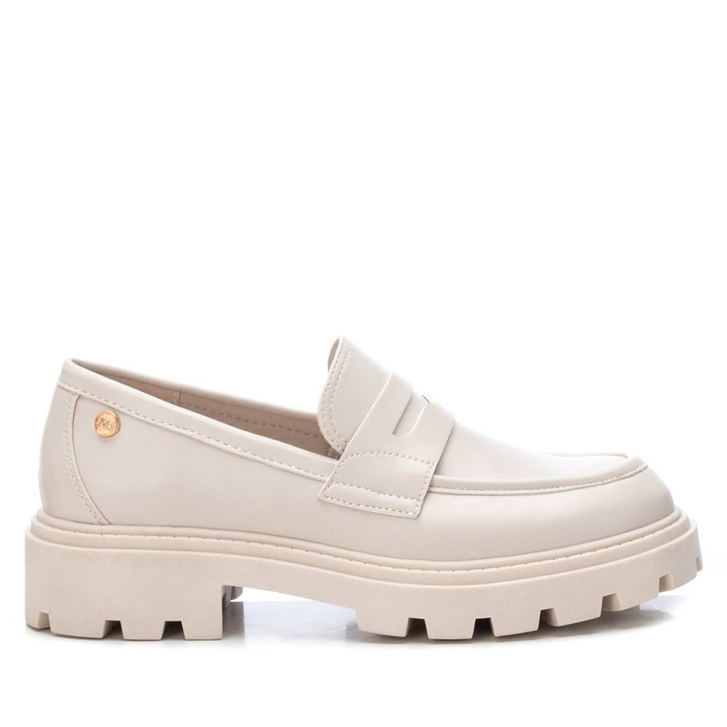 141817 / XTI / BEIGE / 8 PARES