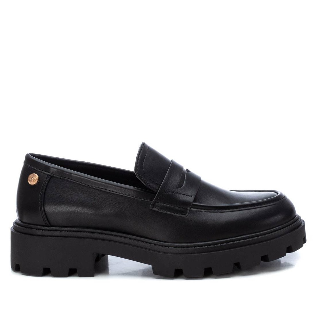 141817 / XTI / NEGRO / 8 PARES