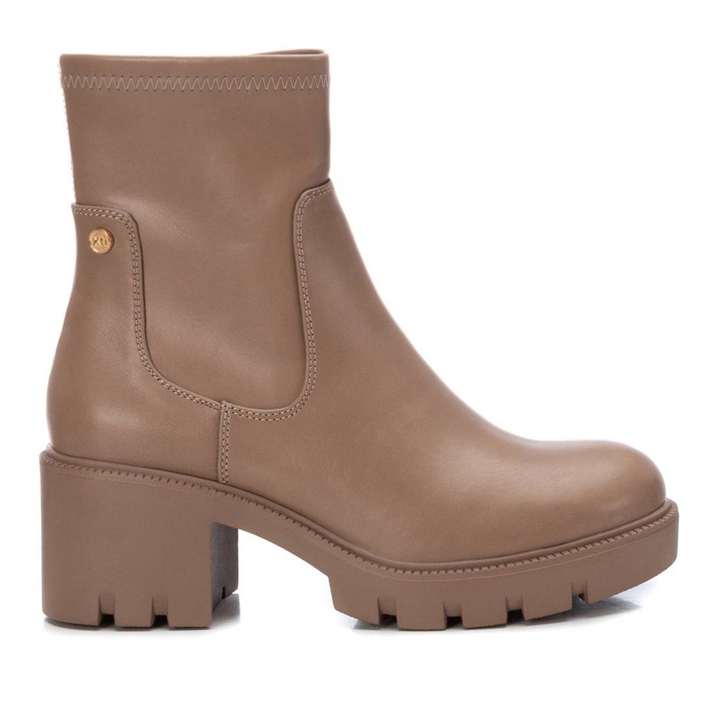 XTI / TAUPE / MUJER / CAJA DE 8 PARES