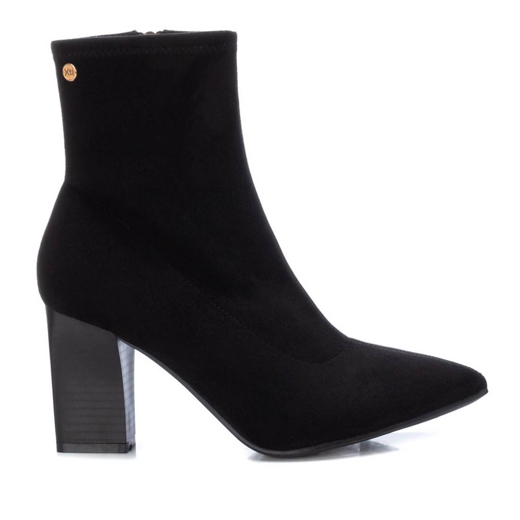 XTI / NEGRO / MUJER / CAJA DE 7 PARES