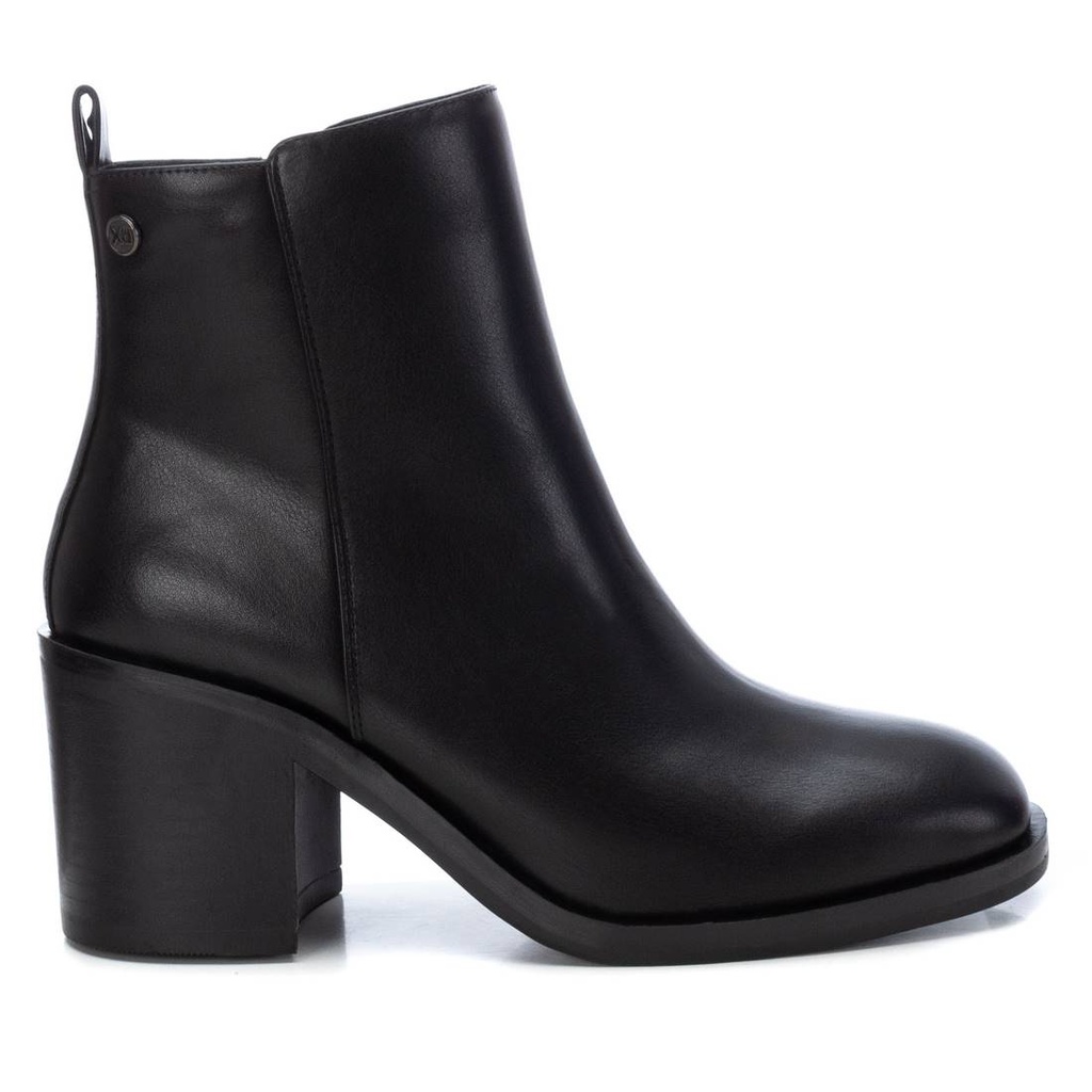 XTI / NEGRO / MUJER / CAJA DE 8 PARES
