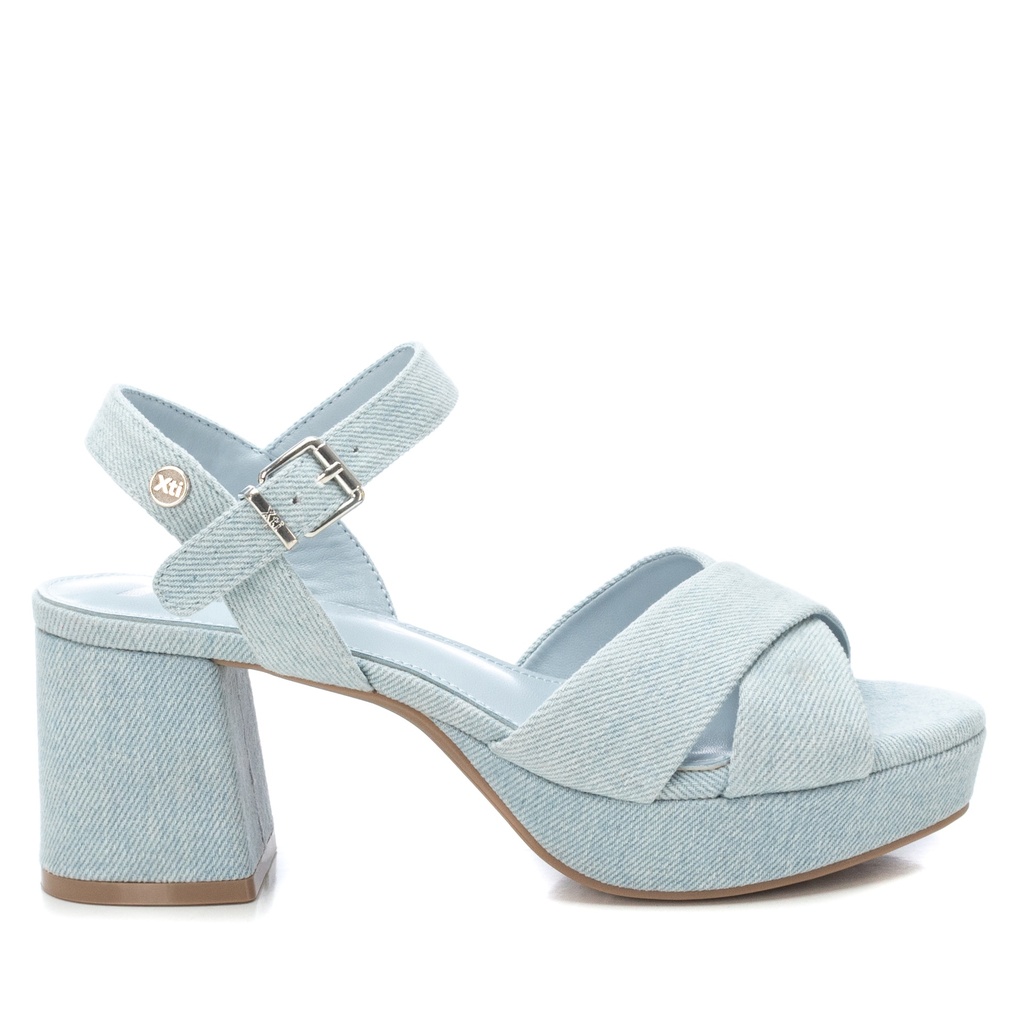 142766 / XTI / SANDALIA SRA TEXTIL JEANS / 8 PARES