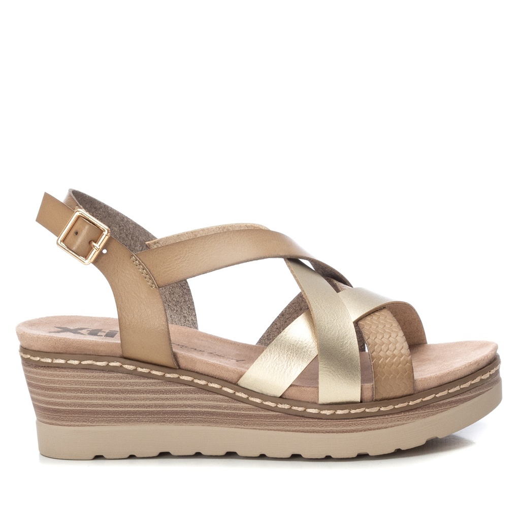 XTI / SANDALIA SRA C. ORO / CAJA DE 8 PARES