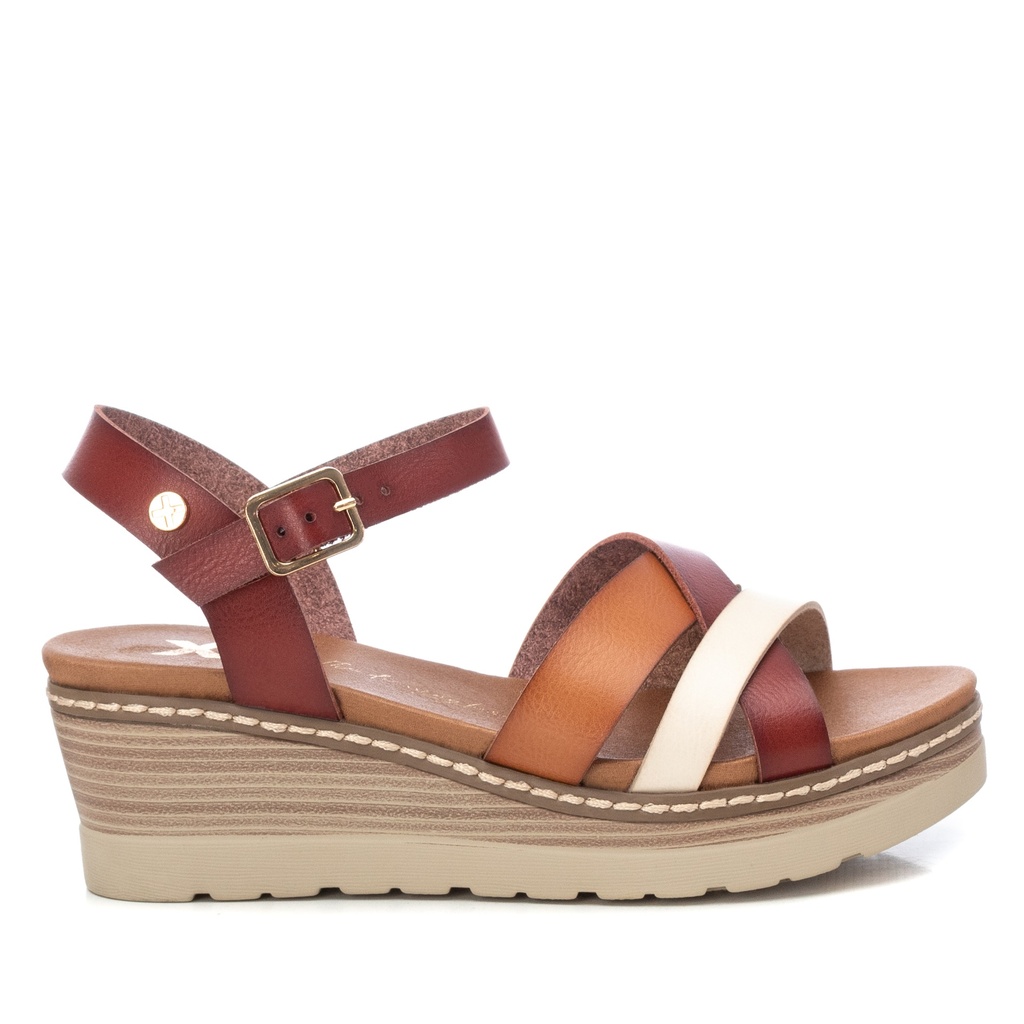 XTI / SANDALIA SRA C. CAMEL / CAJA DE 8 PARES