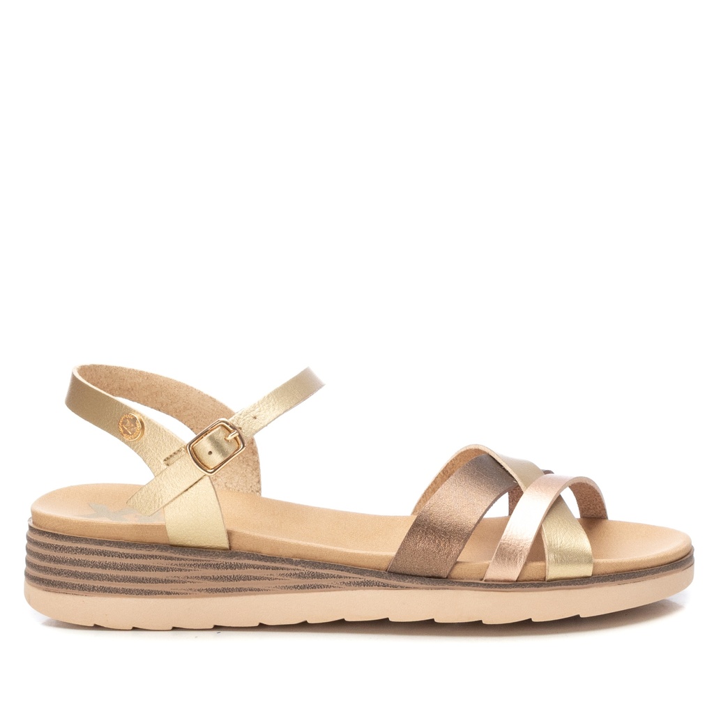 XTI / SANDALIA SRA C. ORO / CAJA DE 8 PARES