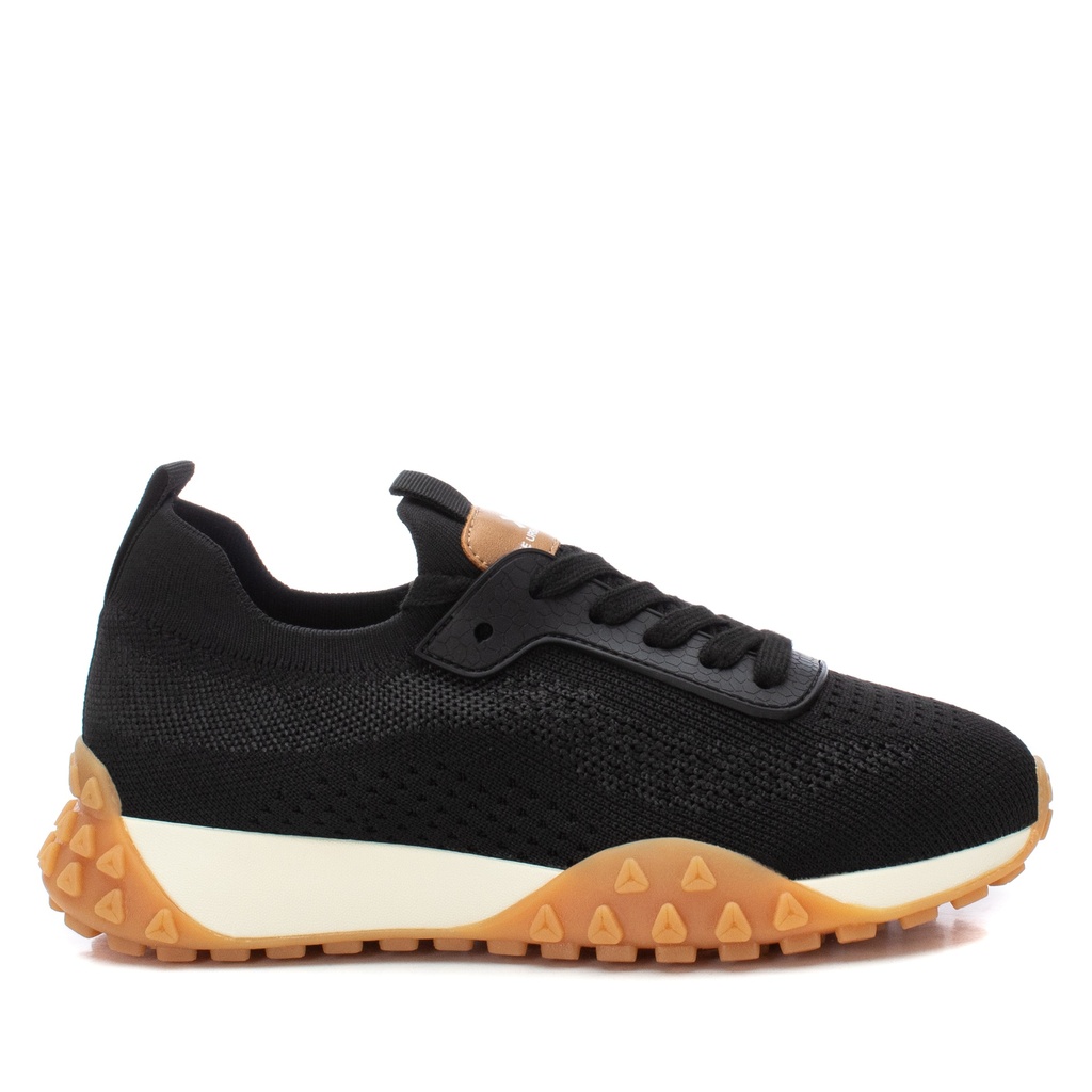 XTI / ZAPATO SRA TEXTIL NEGRO / CAJA DE 8 PARES