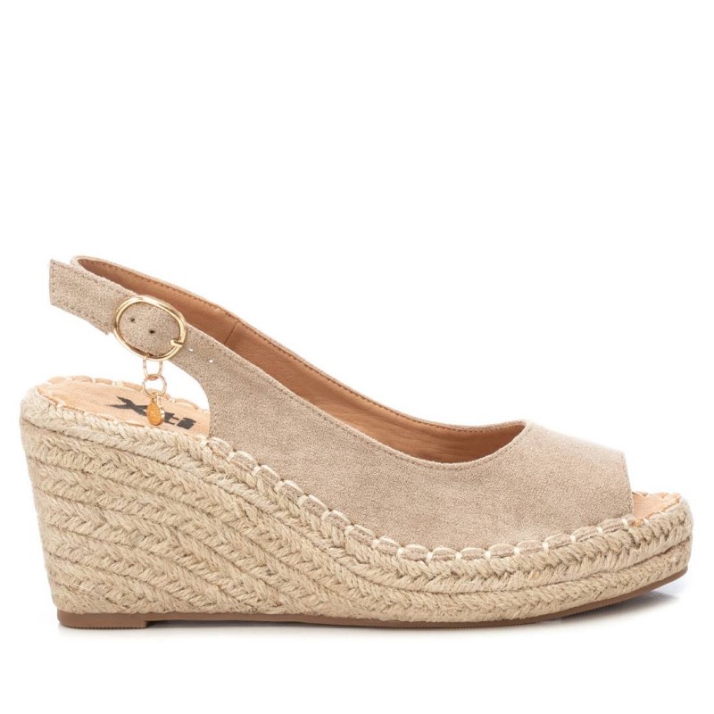 142877 / XTI / BEIGE / 8 PARES