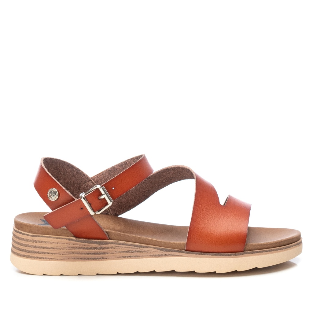 XTI / CAMEL / CAJA DE 8 PARES