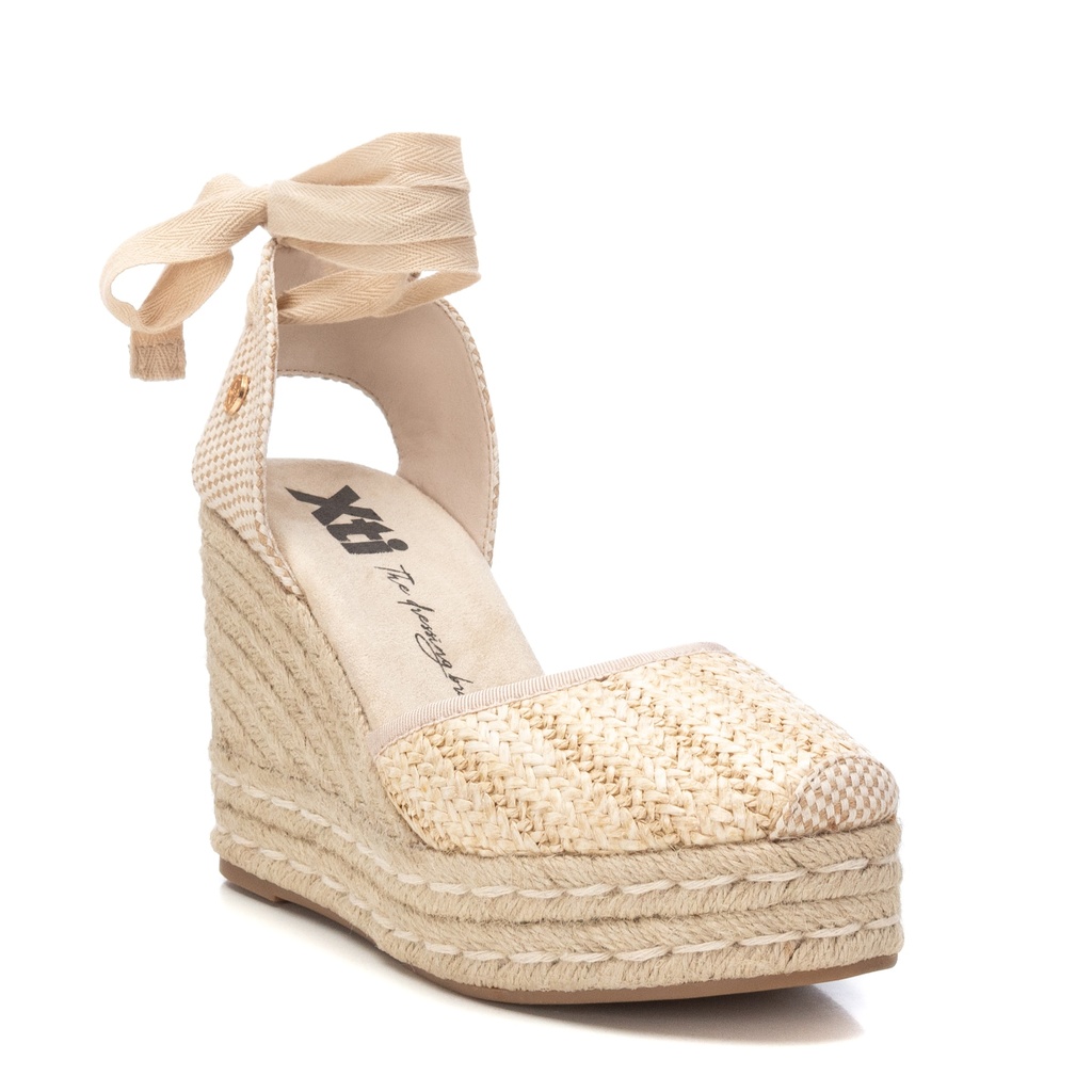 XTI  / BEIGE / MUJER / CAJA DE 8 PARES