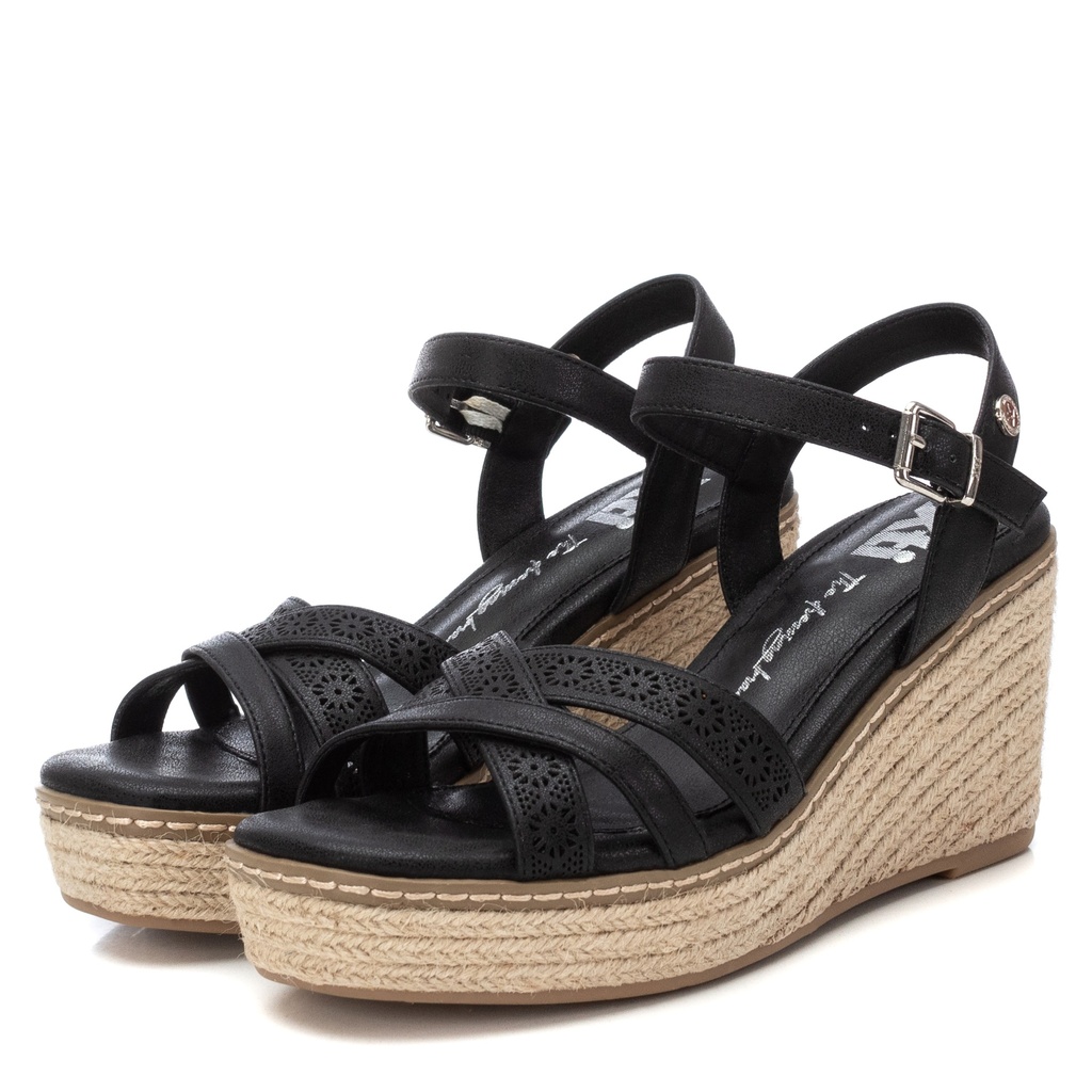 XTI  / NEGRO / MUJER / CAJA DE 8 PARES