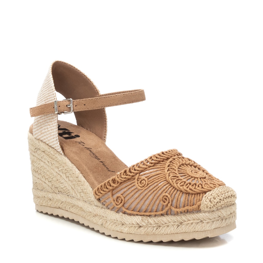 XTI  / BEIGE / MUJER / CAJA DE 8 PARES