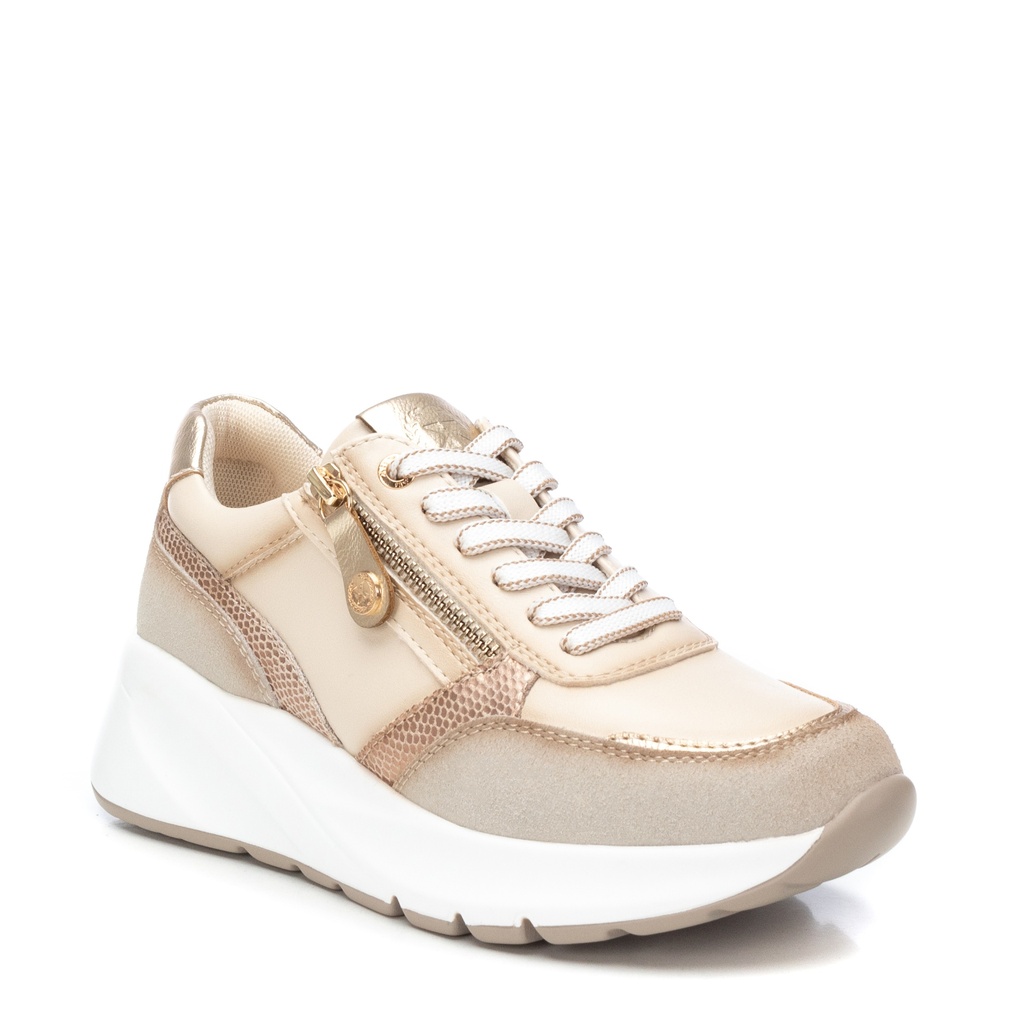 143896 / XTI / BEIGE / 8 PARES