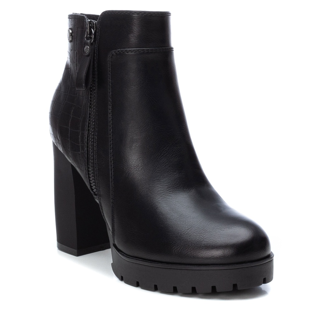 REFRESH  / NEGRO / MUJER / CAJA DE 8 PARES