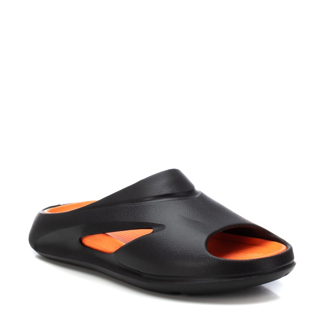 XTI  / NEGRO / HOMBRE / CAJA DE 8 PARES