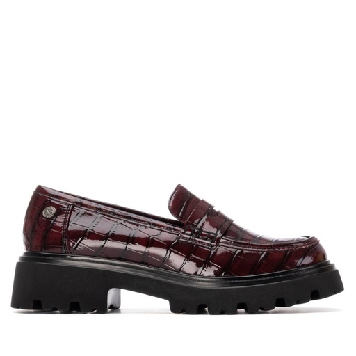 [144425 / 2.25.42386 / 6 / BURDEOS / XTI FW25] 144425 / XTI / BURDEOS / CAJA DE 6 PARES